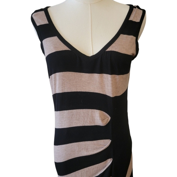 Calvin Klein Black and Tan Striped Maxi Dress Size 8 - Picture 3 of 6